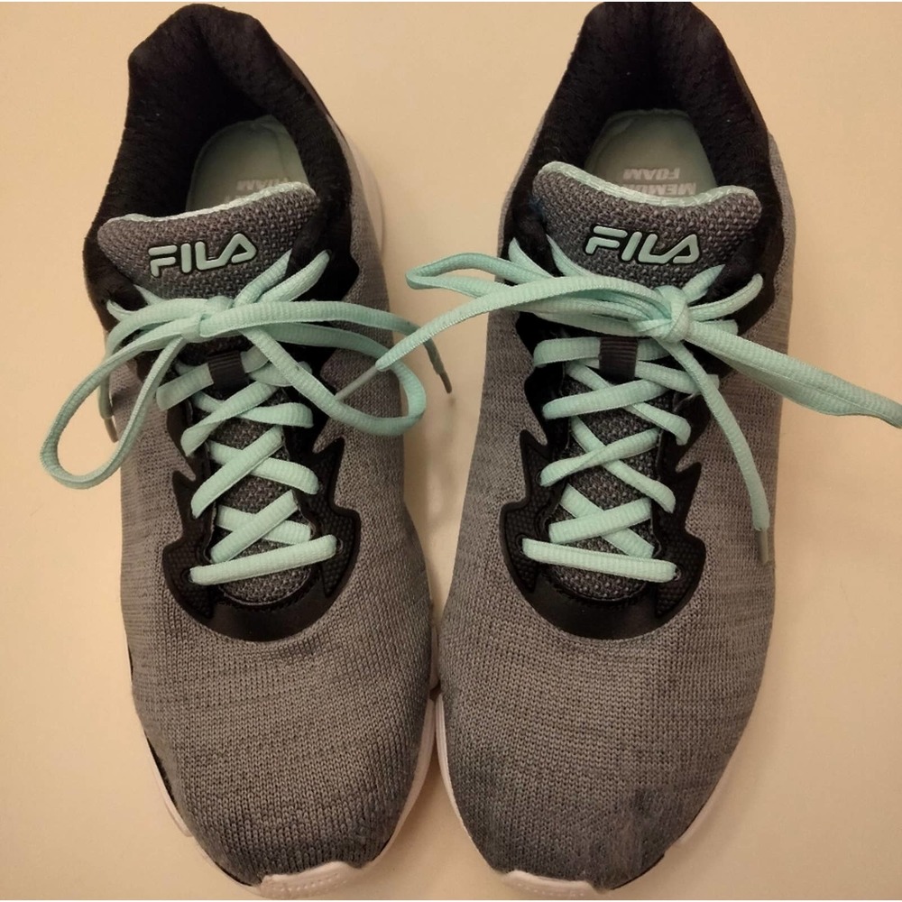Fila coolmax memory foam sneakers. W 11